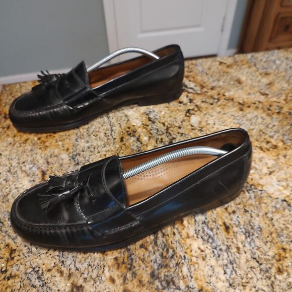 Cole Haan Men's Black Leather Tassel Loafers Size 11.5 D Item ID 03506 - Picture 4 of 12